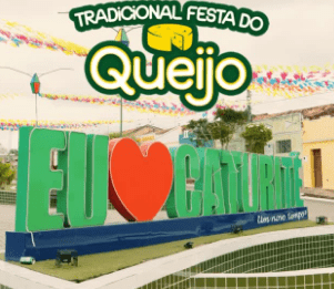 Tradicional Festa do queijo em Caturité PB foto 2