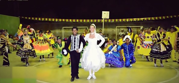 Associação Cultural Junina Explode Coração Foto 4